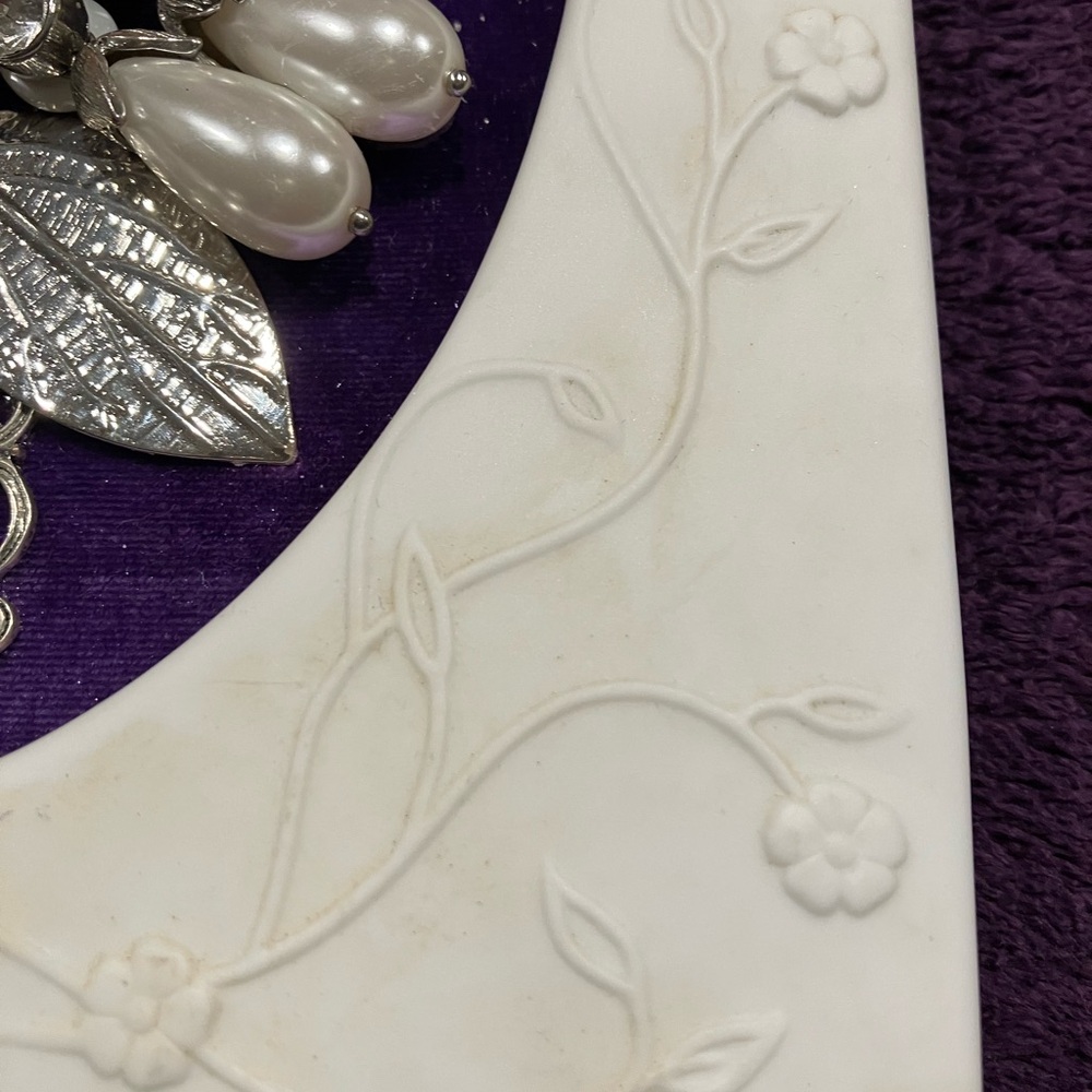 JEWELRY ART COLLAGE LILAC AND WHITE. UNIQUE HANDMADE OOAK GIFT 💝 IDEA - Picture 9 of 13